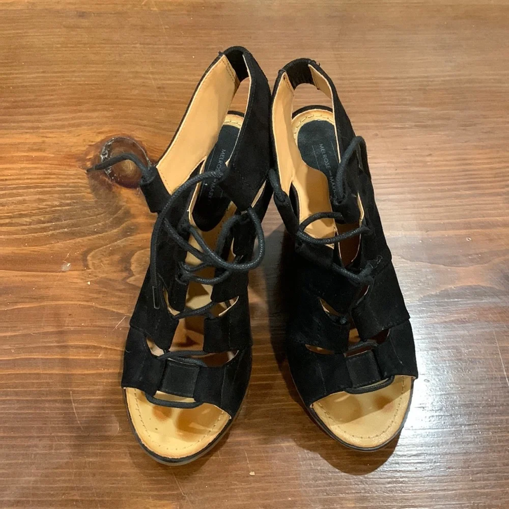 🌵3/$15 🌵 Melrose and Market / open toe wedge sandals/ 7 - Picture 1 of 5